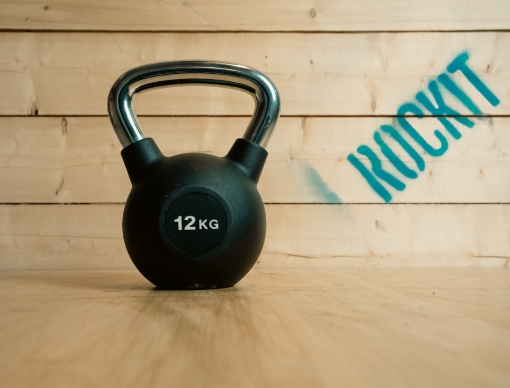 Obrázek Černá kettlebell 12 kg